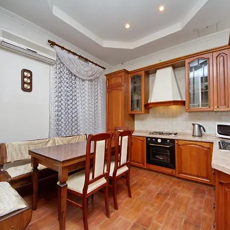On Besarabka Daire Kiev