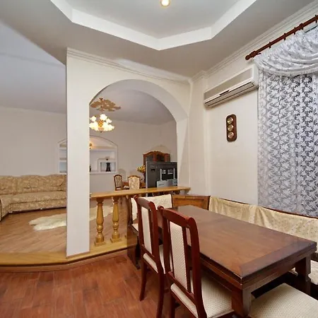 On Besarabka Daire Kiev